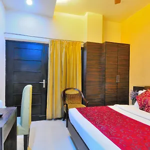hotel-central-park-17.shimlahotels.net/