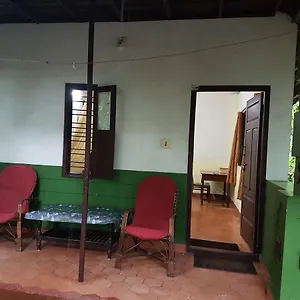 palmy-lake-resort.hotels-alappuzha.com/